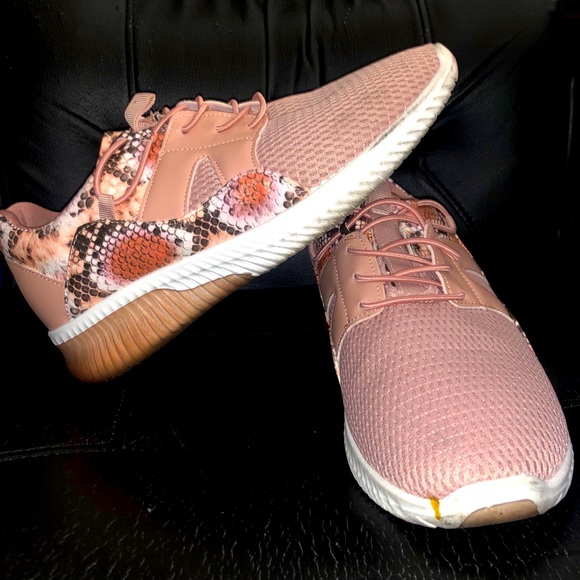 Blush Snakeskin Athleisure Sneakers - Picture 1 of 3
